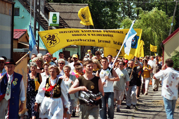 Przemarsz podczas Światowego Zjazdu Kaszubów